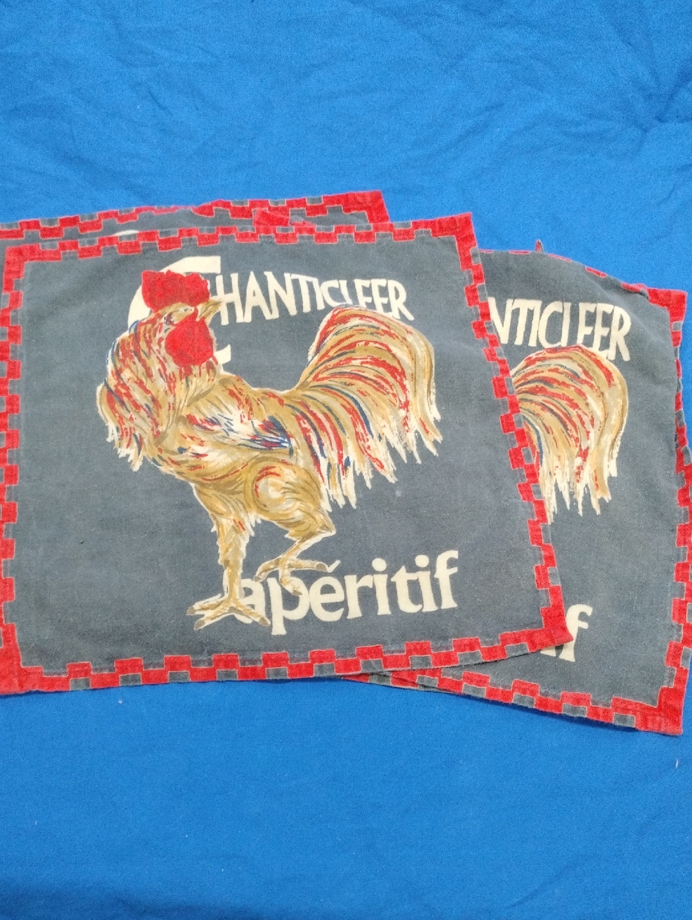 Set Of 4 Rooster Apéritif Decorative Cotton Napkins - Red & Gold By Cheryl Elich